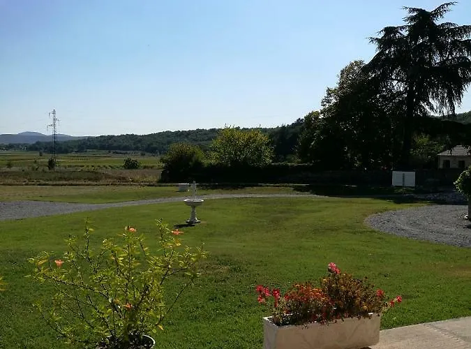Bed & Breakfast La Bastide Des Borels 3*